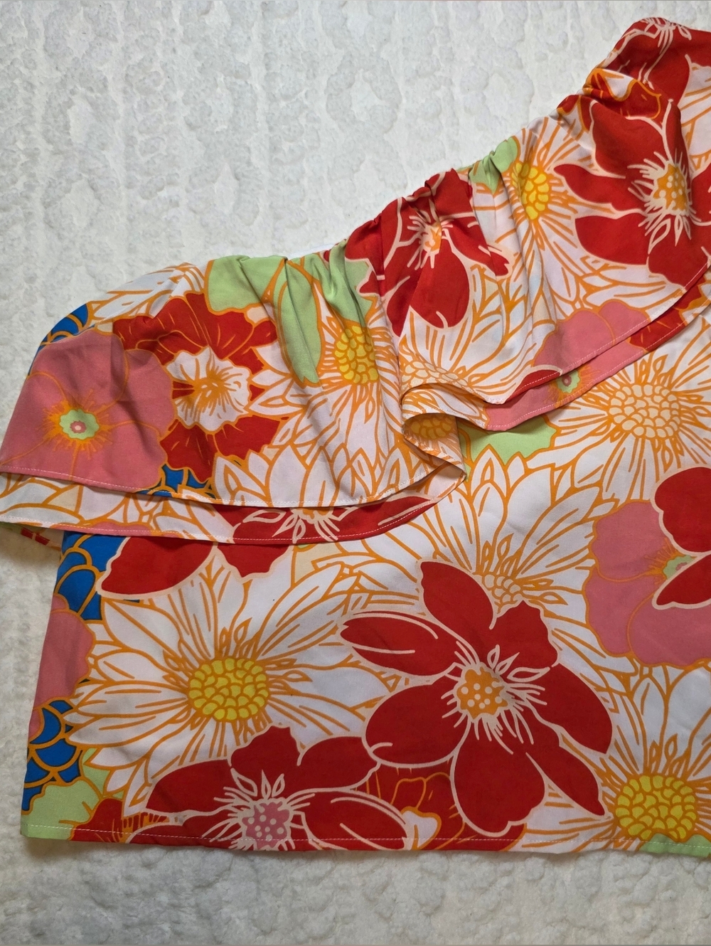 TCEC Tequila Sunrise One Shoulder Floral Crop Top NWT Size Small